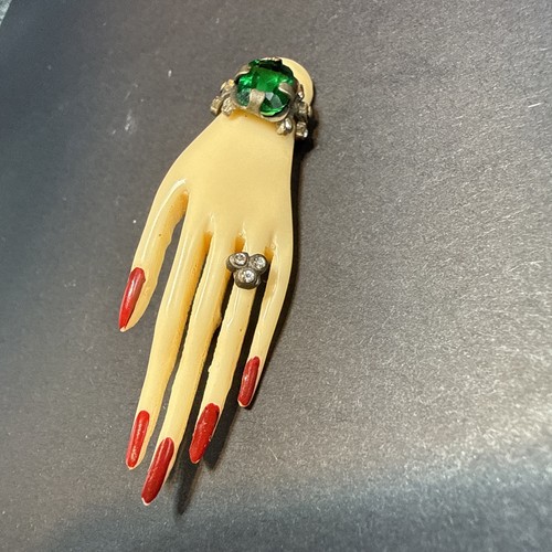 Paris vintage pin - paris,