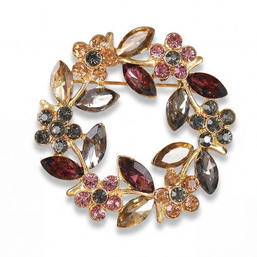 Brooches and pins for - and, women