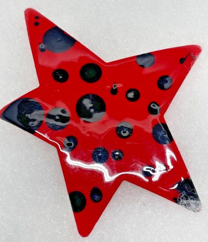 Brooch pin star shape red - star,